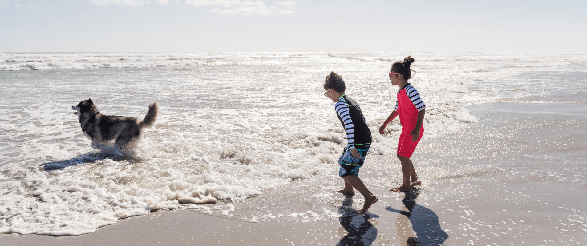 Поход на пляж: как правильно собрать ребенка?